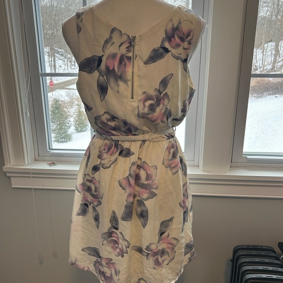 Pink Owl Floral Sleeveless Dress‎ - Picture 4 of 5